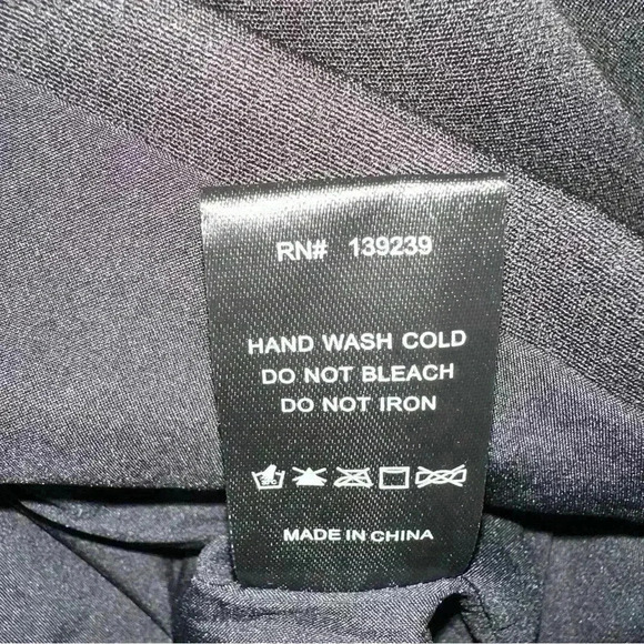 NWT! Impressions Say Less Dress In Black / Bubble Sleeves / Woman’s Small - Picture 14 of 15